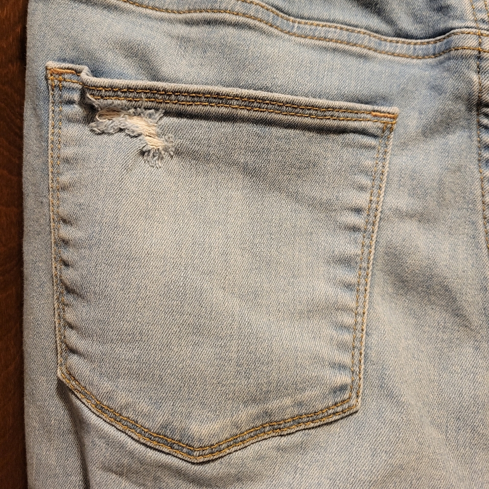 Universal Thread Mid Rise Skinny - Picture 5 of 7